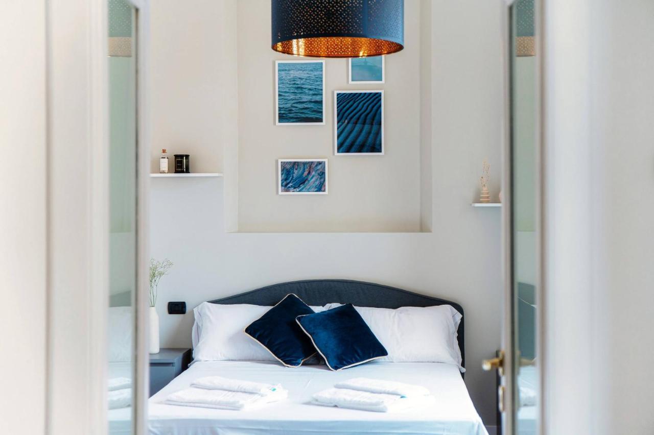 Shades Of Lake - Blue Apartment Como Eksteriør bilde