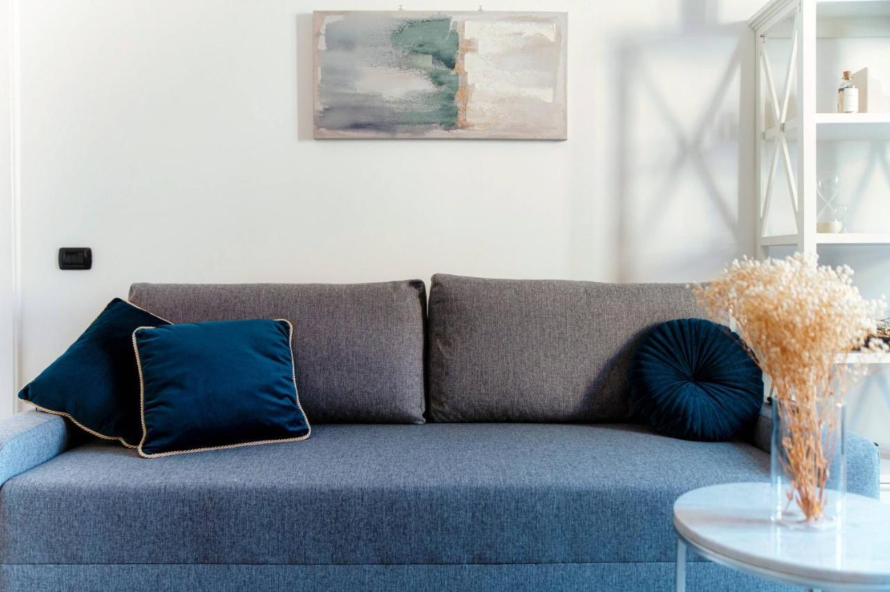 Shades Of Lake - Blue Apartment Como Eksteriør bilde